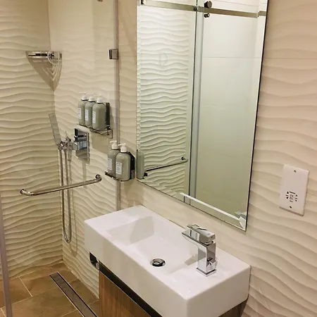 Ddream Hotel 3*