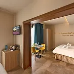 Ddream Hotel 3*