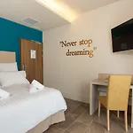 Ddream Hotel 3*