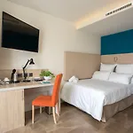 Ddream Hotel 3*
